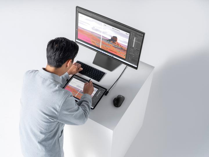 Produktbild Microsoft Surface Laptop Studio (14.40", Intel Core i7-11370H, 16 GB, 512 GB, DE)