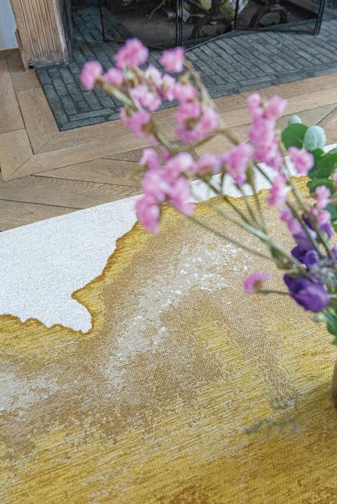 Actual product image Louis de Poortere Meditation Lagoon (200 x 280 cm)