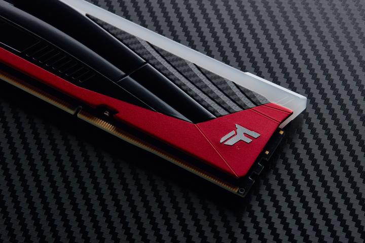 Produktbild Kingston FURY Renegade RGB (2 x 24GB, 8000 MHz, DDR5-RAM, DIMM)