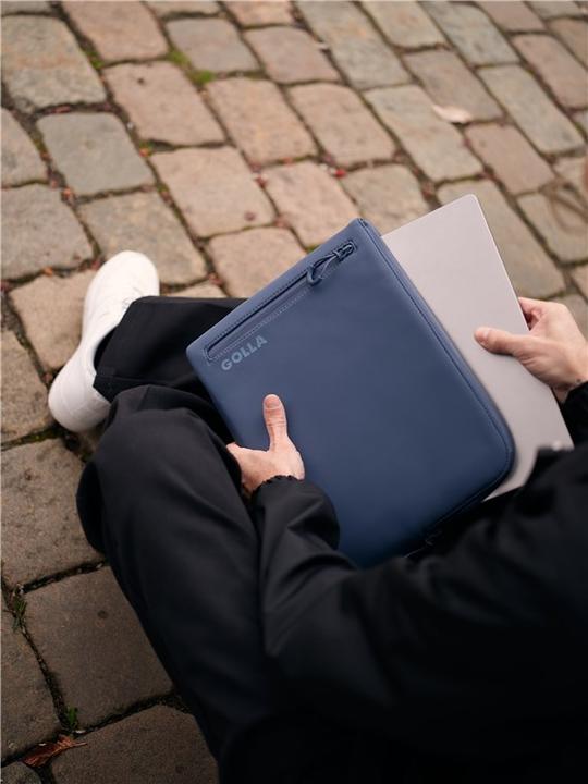 Actual product image Golla Laptop sleeve 14 inch, petroleum (14", Apple, HP, ASUS, Dell, Lenovo)