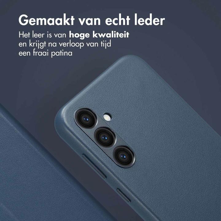 Produktbild Accezz Leather Bookcase 2-in-1 met MagSafe Samsung Galaxy S24 Plus - Nightfall Blue (Samsung Galaxy S24+)