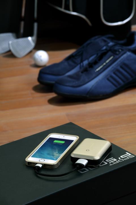 Actual product image Just Mobile Gum++ (6000 mAh)