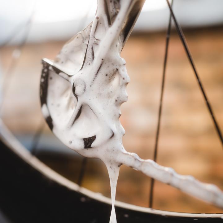 Produktbild Dynamic Bike Care Super 7 (1000 ml, Microfasertuch, Bürste, Fahrradreiniger, Pflegeset, Kettenöl)