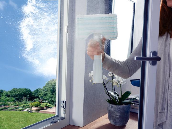 Actual product image Leifheit Window Spray Cleaner Window cleaning device (1 pcs.)