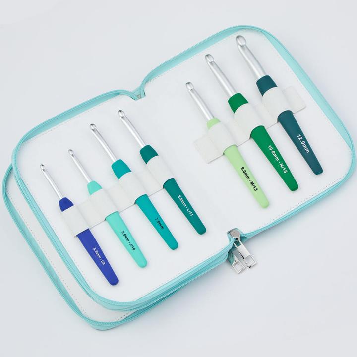 Actual product image Knitpro Waves crochet hook set