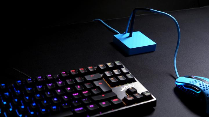 Actual product image CHERRY xtrfy B4 Mouse bungee
