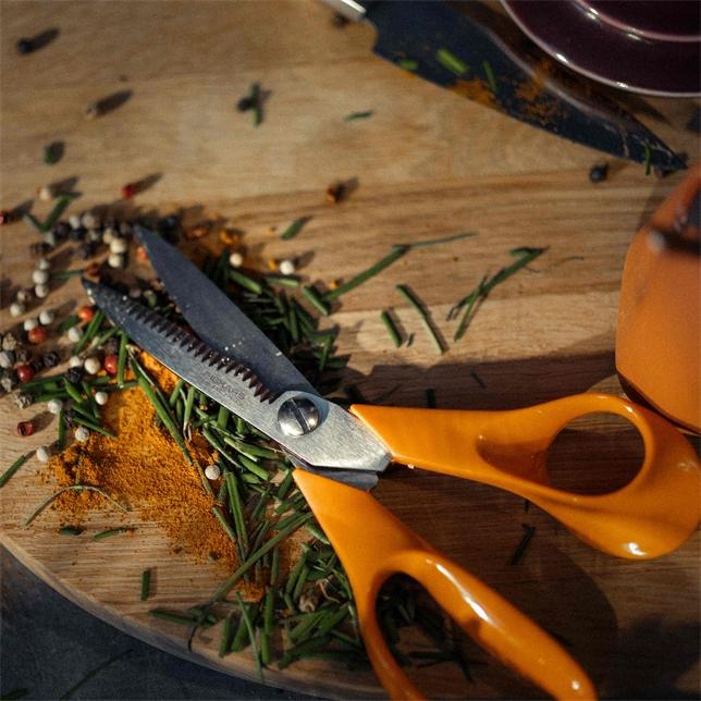 Actual product image Fiskars Kitchen scissors, 18cm (18 cm)