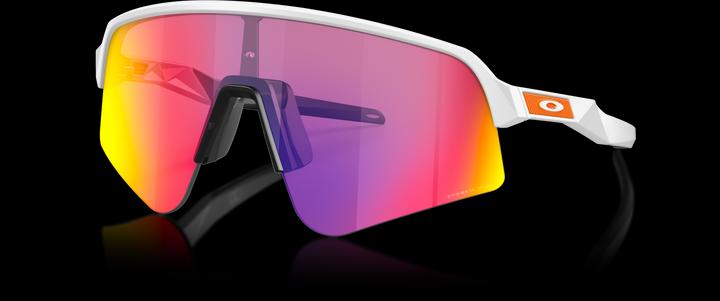 Matte white/prizm road