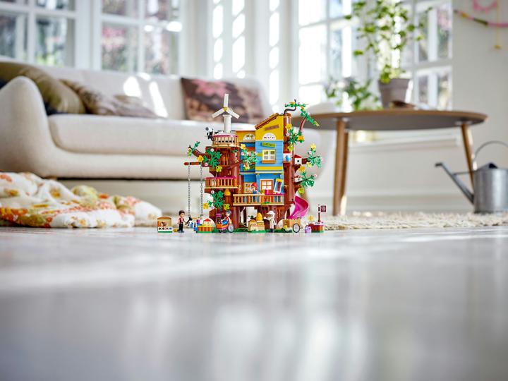 Actual product image LEGO Friendship Treehouse (41703, LEGO Friends)