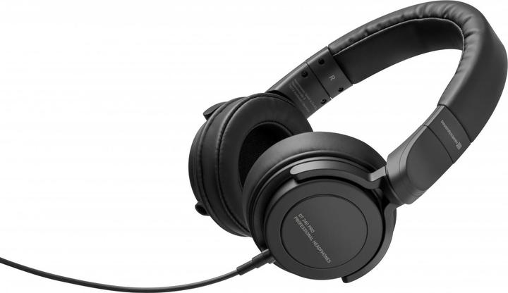 Produktbild Beyerdynamic DT 240 Pro (Kabelgebunden)