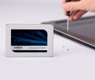Actual product image Crucial Mx500 (1000 GB, 2.5")