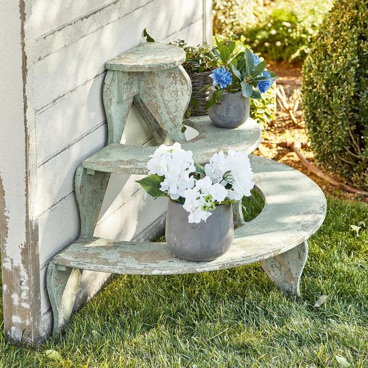 Actual product image Loberon Plant steps Larivot antique grey