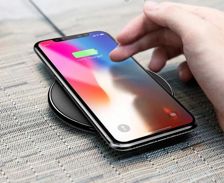 Immagine prodotto Baseus Caricabatterie wireless Qi in pelle