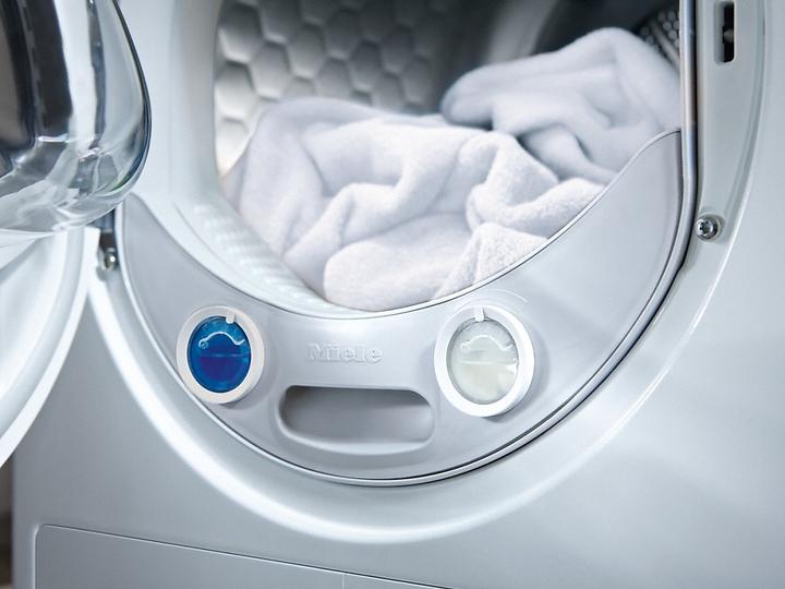 Produktbild Miele TCF760WP (8 kg, Links)