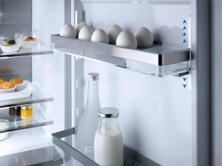 Produktbild Miele Kühl- / Gefrierkombination KFN 7795 C (246 l)