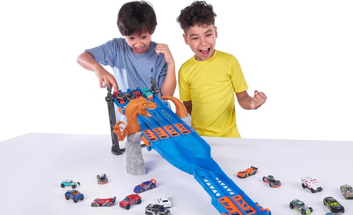 Actual product image Zuru Metal Machines - Playset - 4 Lane Raptor Attack Set (6740)