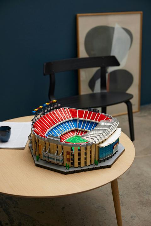 Produktbild LEGO ICONS CAMP NOU - FC BARCELONA 10284 (10284, LEGO Creator Expert, LEGO Seltene Sets)