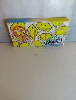 Actual product image Urban Decay Naked Smiley Eyeshadow Palette