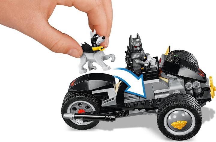 Image du produit LEGO Batman Attaque des talons (76110, LEGO DC)