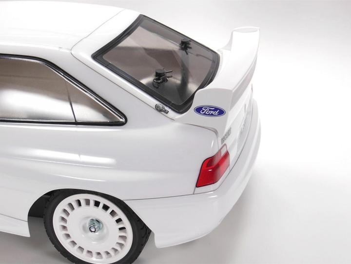 Produktbild Tamiya Ford Escort Custom 1998 (Kit)