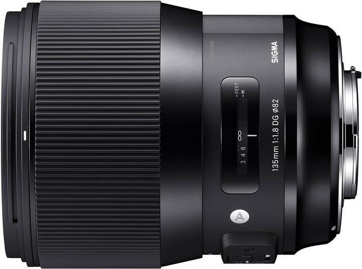 Actual product image Sigma 135mm F1.8 DG HSM Art Canon EF (Canon EF, Canon EF-S, full size, APS-C / DX)