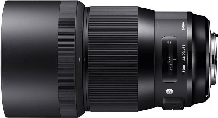 Actual product image Sigma 135mm F1.8 DG HSM Art Canon EF (Canon EF, Canon EF-S, full size, APS-C / DX)