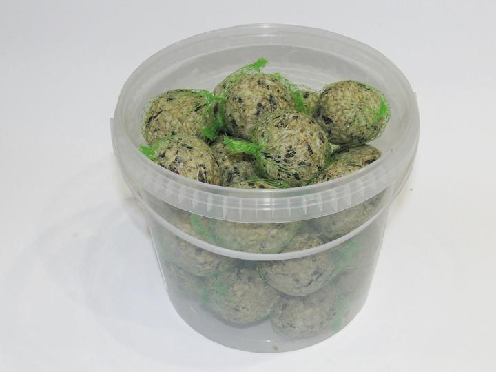 Actual product image Westfalia Premium quality titmouse dumplings - 30 /2.5 kg bucket (1 x, 2.66 kg)