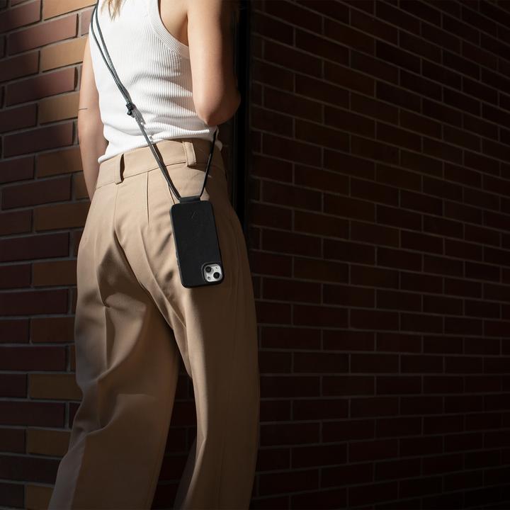 Produktbild Native Union Sling for iP 13 Case Leather Black