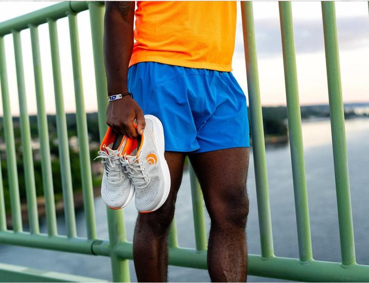 Actual product image Topo Athletic Fli-Lyte 5 (42)