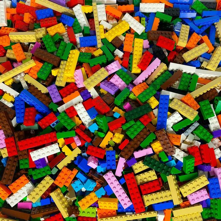 Actual product image LEGO High bricks mixed colours - 1200 gr. - approx. 750 pieces - Colorful basic bricks mix - NEW (LEGO Accessories)