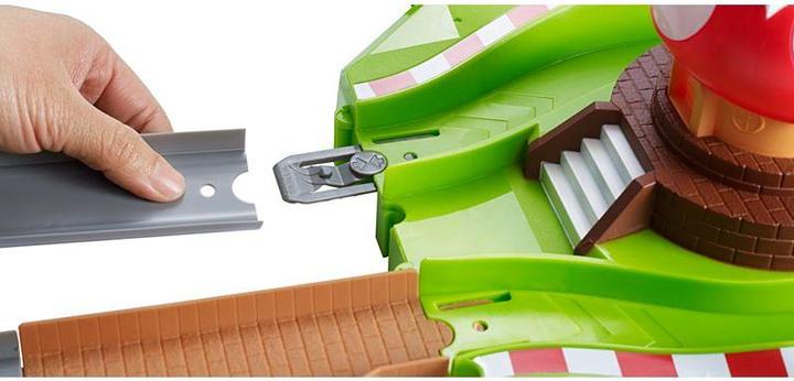 Actual product image Hot Wheels Mario Kart playset