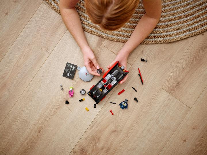 Actual product image LEGO Batmobile Batman Classic (76188, LEGO DC)