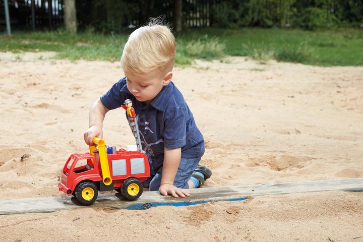 Actual product image Lena Fire truck, Truck, Fire truck, Indoor/outdoor, 3 yr(s), Plastic, Black, Grey, Red, Yellow