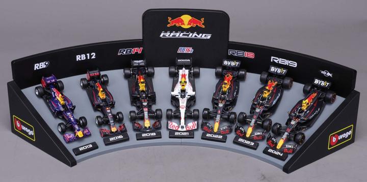 Produktbild Bburago F1 7er-Set Displaykurve Red Bull Racing 1/43