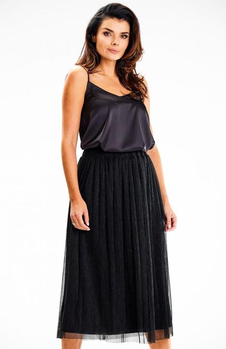 Actual product image Awama Skirt model (L)
