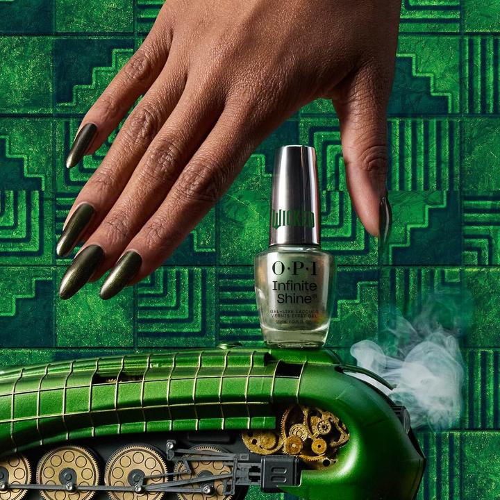 Immagine prodotto OPI HRR17 IS - Ozmopolitan - LUCENTEZZA INFINITA (OZMOPOLITAN, Smalto per unghie effetto gel)