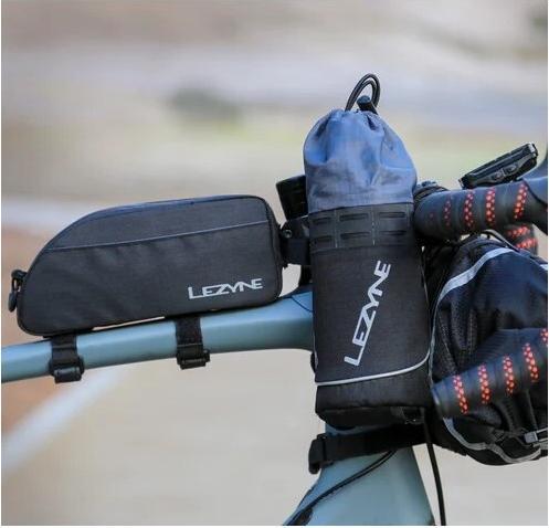 Produktbild Lezyne Energy Caddy (0.80 l, Rahmentasche, Lenkertasche)