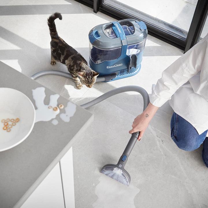 Actual product image Vacmaster SCA0801 Washing Vacuum Cleaner Blue