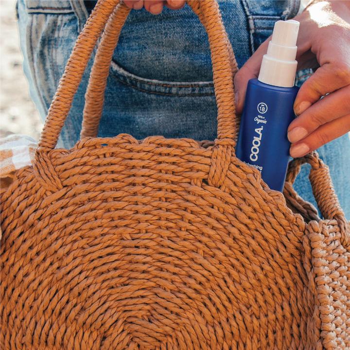 Produktbild Coola Suncare Full Spectrum 360° Refreshing Water Mist (Sonnencreme Gesicht, SPF 15, 50 ml, 50 g)