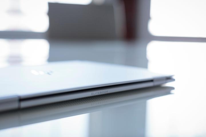 Produktbild HP EliteBook x360 1030 G2 1EP00EA (13.30", Intel Core i7-7500U, 8 GB, 512 GB, CH)