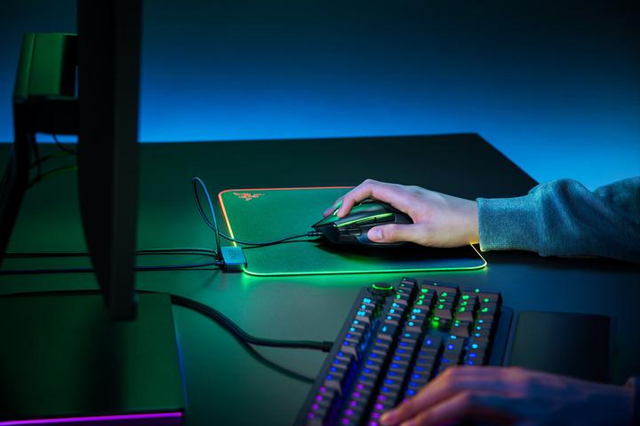 Actual product image Razer Firefly V2 (L)