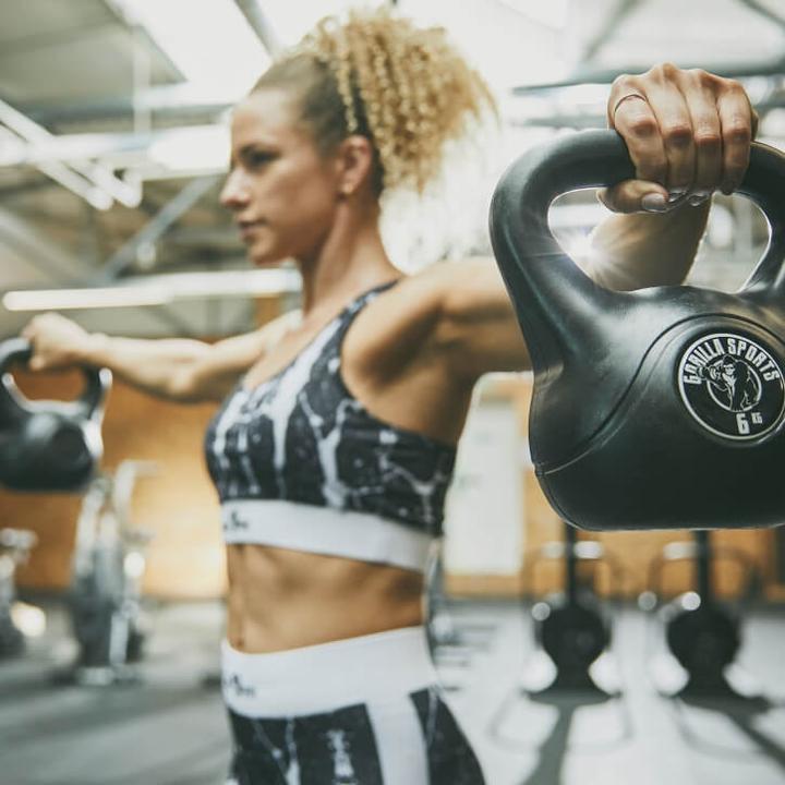 Image du produit Gorilla Sports Kettlebell Set (1 x 6 kg, 1 x 8 kg, 1 x 3 kg)