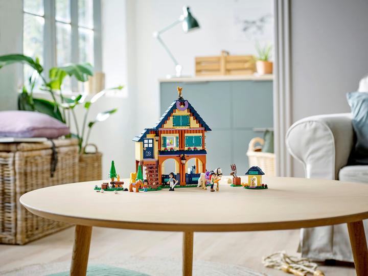 Produktbild LEGO Reiterhof im Wald (41683, LEGO Friends)