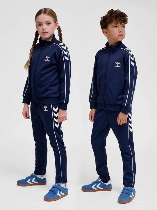 Actual product image hummel Track Tracksuit (164)