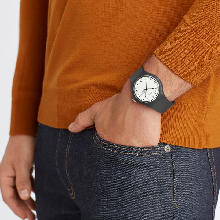 Immagine prodotto M Watch Mondaine Core 42 (Fatto in Svizzera, Orologio da polso analogico, 42 mm)