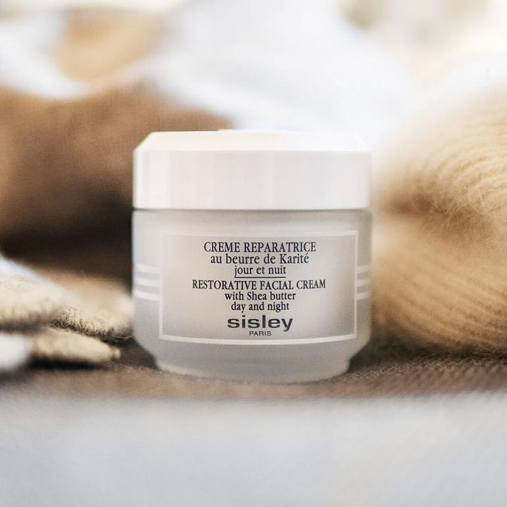 Actual product image Sisley Restorative (50 ml, 24h cream)
