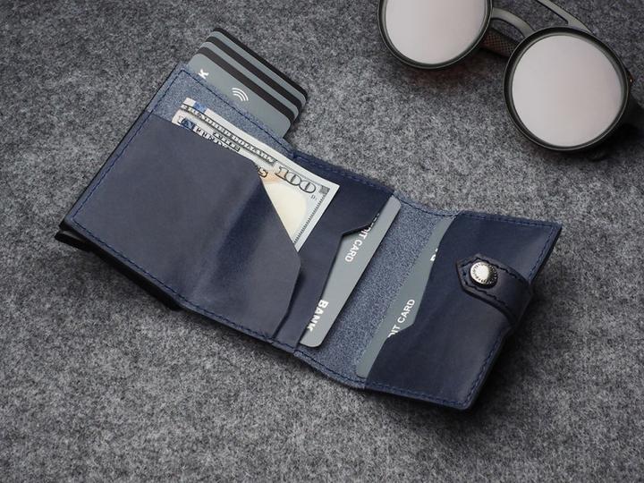Produktbild Pularys Wallet HIKER Kreditkartenetui