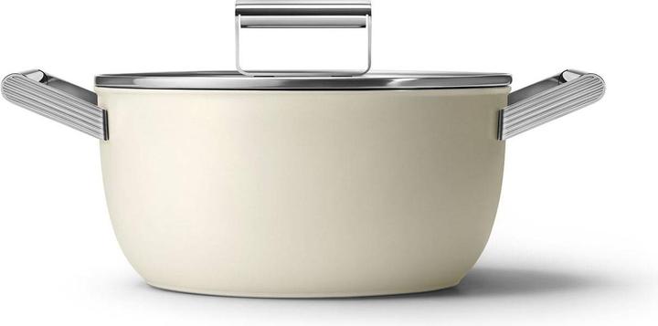 Actual product image Smeg CKFC2411CRM Casserole Ø 24 cm with glass lid, 2 handles, cream (24 cm, Casserole + Stewpot)
