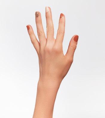 Immagine prodotto Ardell Nail Addict Gel Nail Strips Golden Goddess 16 Stk (Dea d'oro)