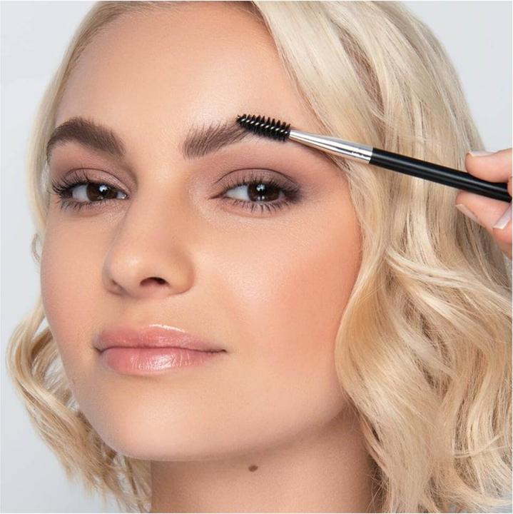 Actual product image Andmetics - Brow Brush (Eyeliner)